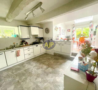  Maison � vendre 8 pi�ces 225 m�