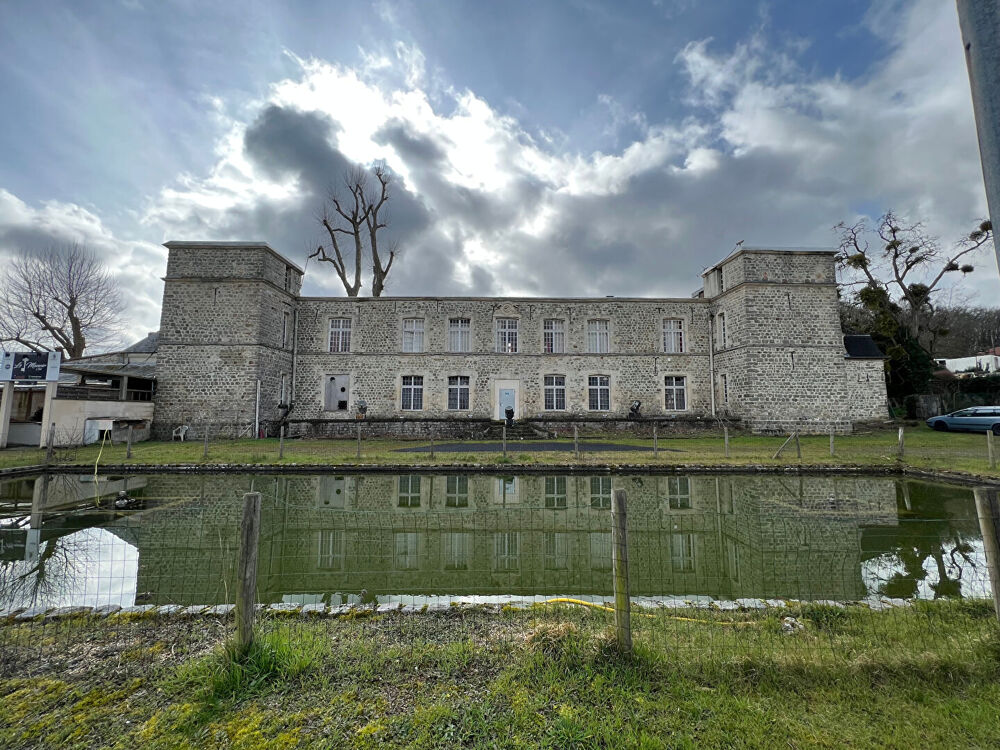 Vente Immeuble Ensemble immobilier de caractère vendu libre ? Opportunité rare sur l'axe Reims / Laon - immeuble de rapport Reims