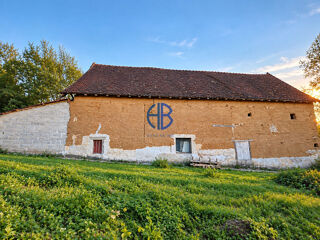 Remise / Grange à vendre 100 m²
