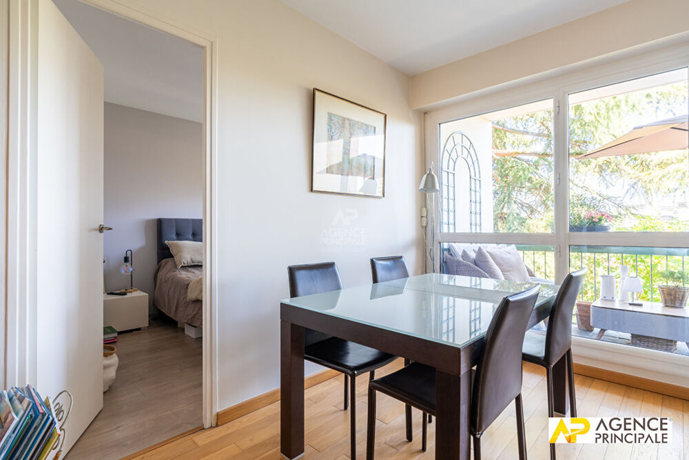 Appartement Le Mesnil Le Roi 4 pièce(s) 86.85 m2