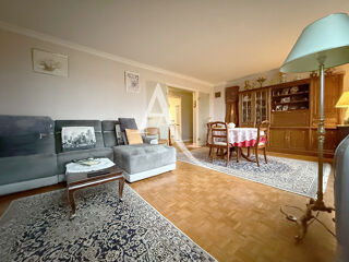  Appartement � vendre 5 pi�ces 82 m�