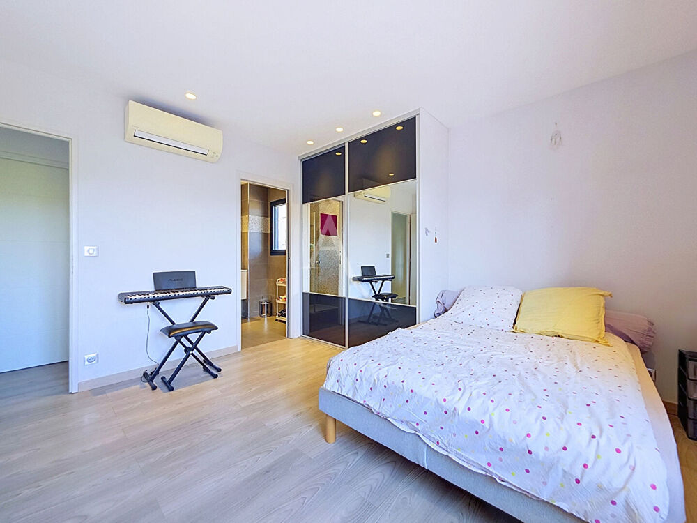 à vendre  Maison Mougins (06250)