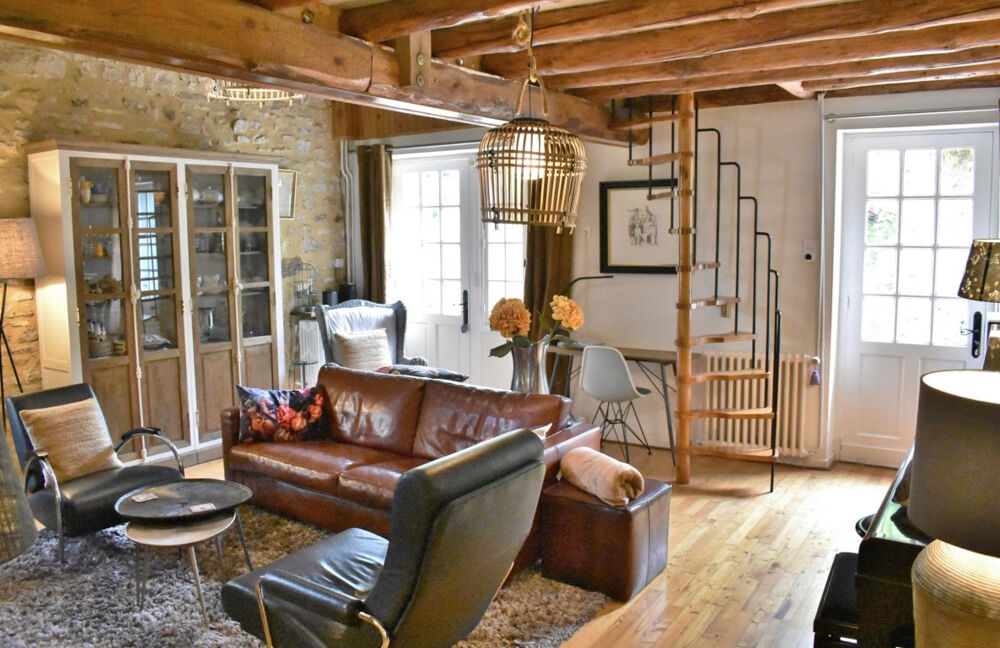 Vente Maison Magnifique ensemble en pierres, grange en bois et forêt attenante Prayssac