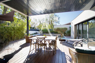  Maison  vendre 7 pices 210 m