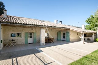  Maison  vendre 7 pices 215 m