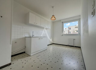  Appartement � vendre 4 pi�ces 87 m�