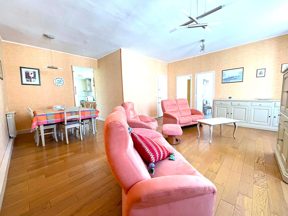 Maison 11 pièces 161 m² · à Angers · 161 m² · 562 500 €