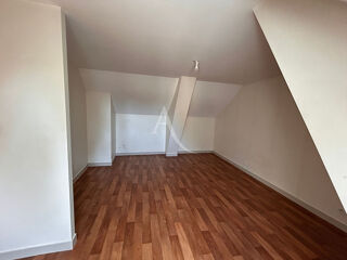  Maison à louer 4 pièces 99 m²