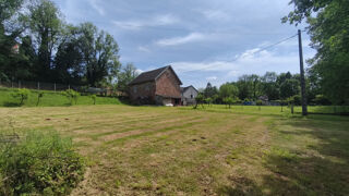  Remise / Grange à vendre 2 pièces 154 m²