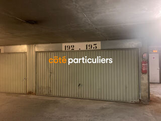  Parking / Garage  vendre 25 m