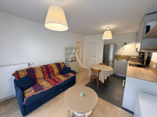  Appartement à louer 2 pièces 40 m² Sceaux