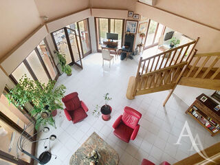  Maison à vendre 6 pièces 244 m²