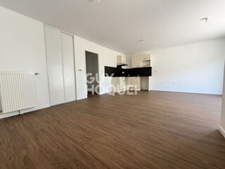  Appartement à louer 3 pièces 66 m²