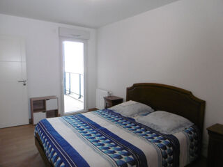  Appartement à louer 3 pièces 77 m²