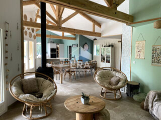  Maison � vendre 8 pi�ces 210 m�