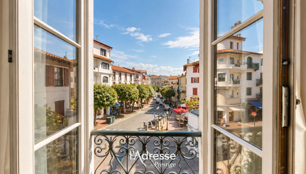 à vendre  Appartement Saint-Jean-de-Luz (64500)
