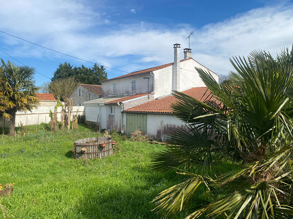 Vente Maison Maison � r�nover , 135 m2, 7 pi�ces,5 chambres La gripperie saint symphorien