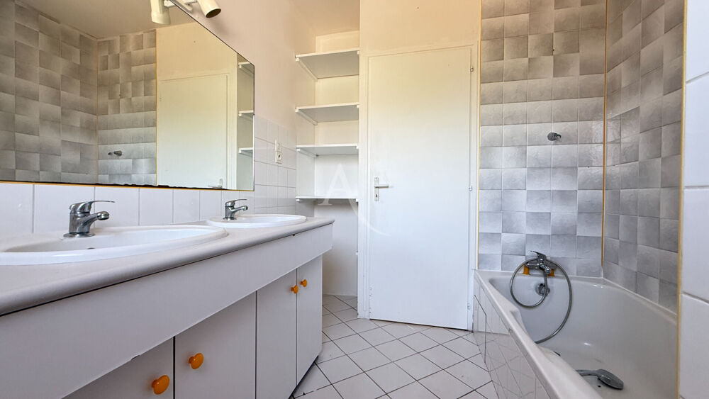 Vente Maison Nesmy - maison plain pied 123 m² 3 chambres + bureau - EXCLUSIVITE AMANDA Nesmy