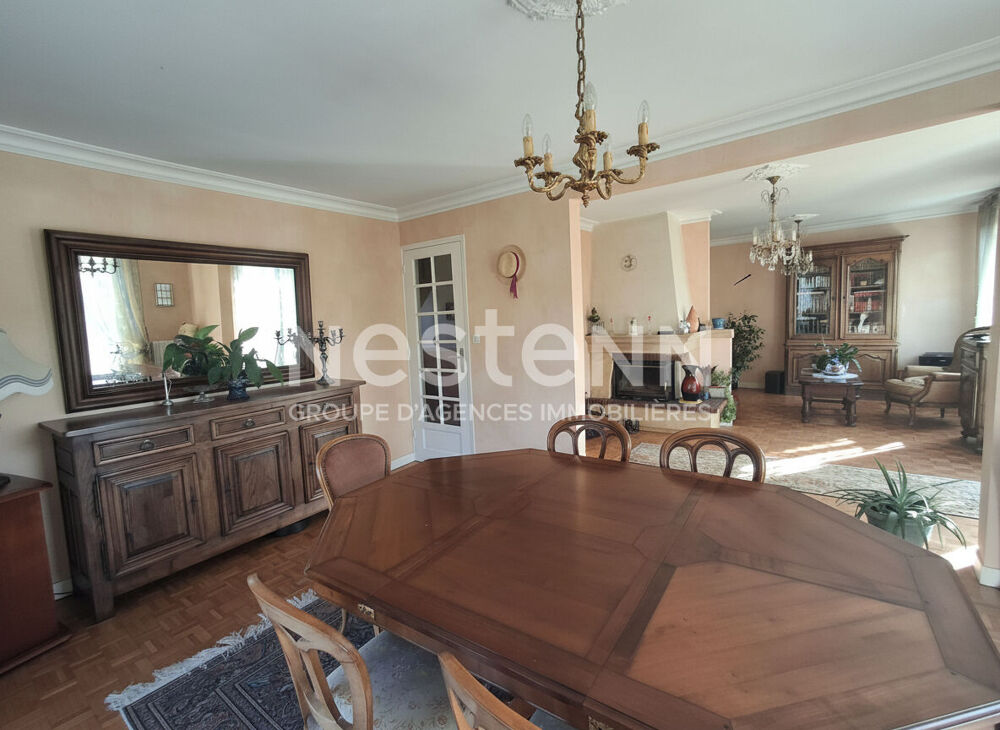 Vente Maison Maison à vendre à Elven de 131 m² sur un terrain constructible de 2000 m² environ Morbihan Bretagne Elven