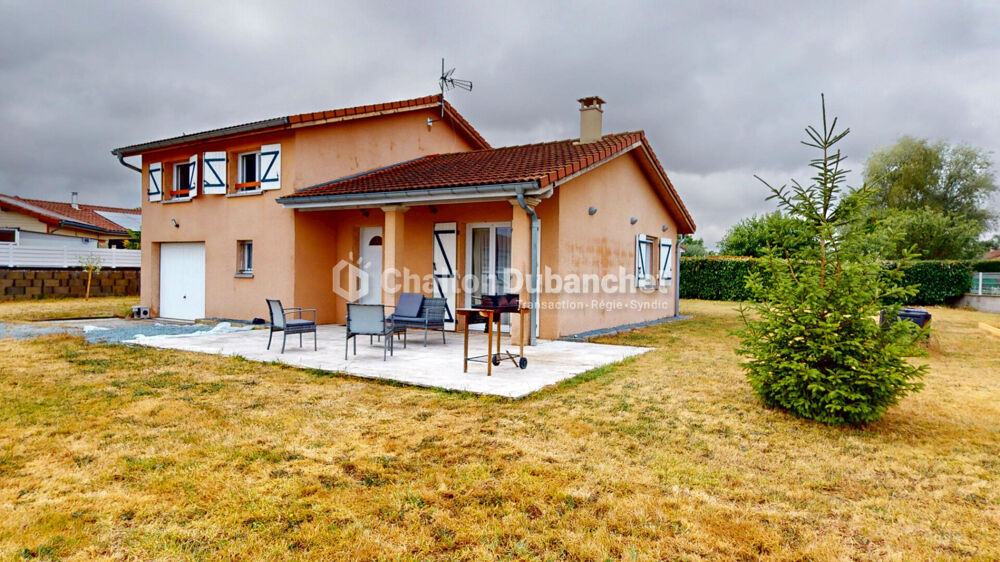 POUILLY-SOUS-CHARLIEU - Maison récente de 2010 - 3 chambres - Garage