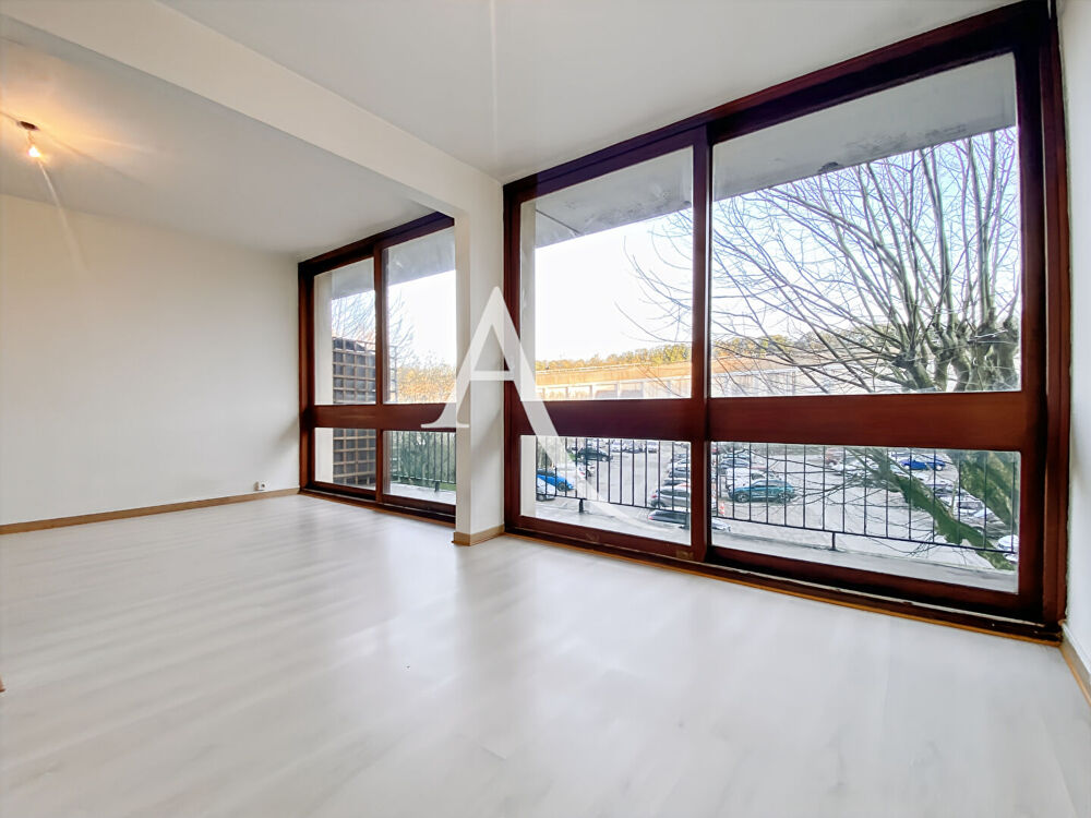 Vente Appartement Appartement  3 pièce(s) 54m2 Fontenay-le-Fleury Fontenay le fleury