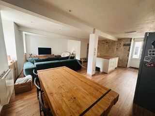  Immeuble à vendre 9 pièces 230 m²