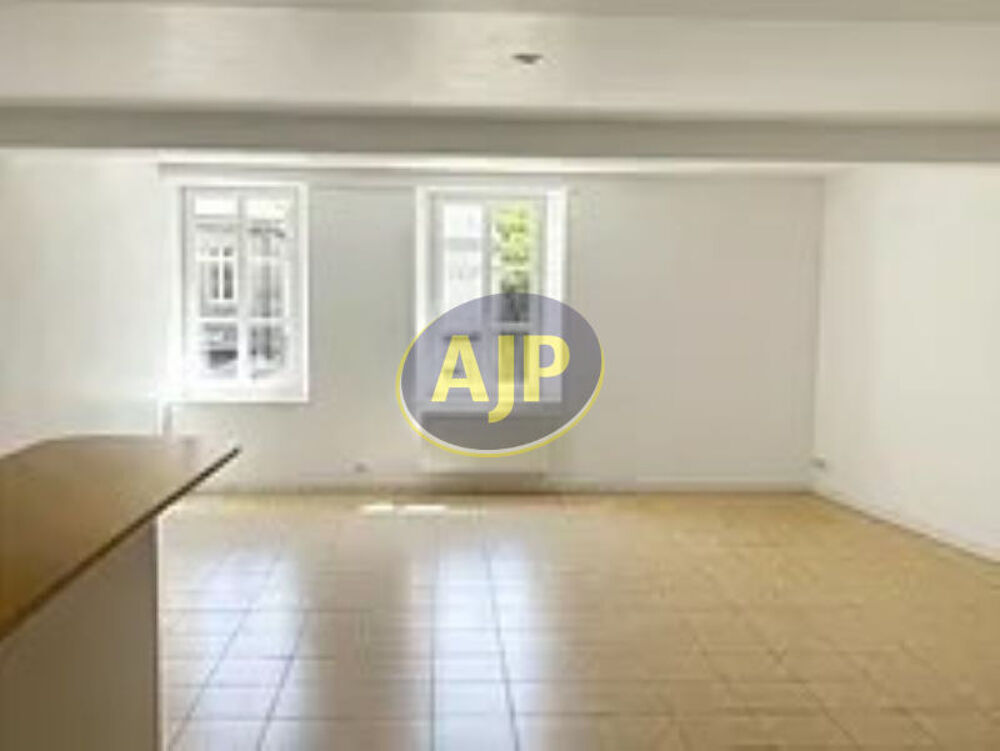 Maison Pontivy + commerce