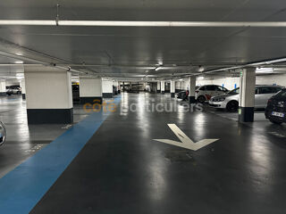  Parking / Garage � vendre 