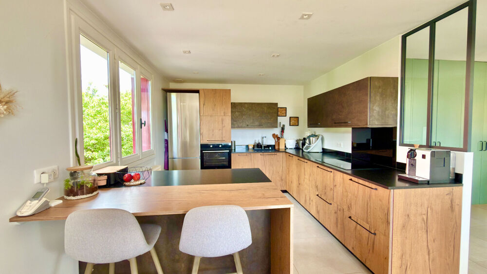 Vente Maison Maison 131m2 + Jardin 1165m2 Craponne