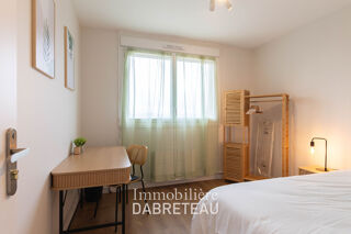  Appartement � louer 5 pi�ces 107 m�