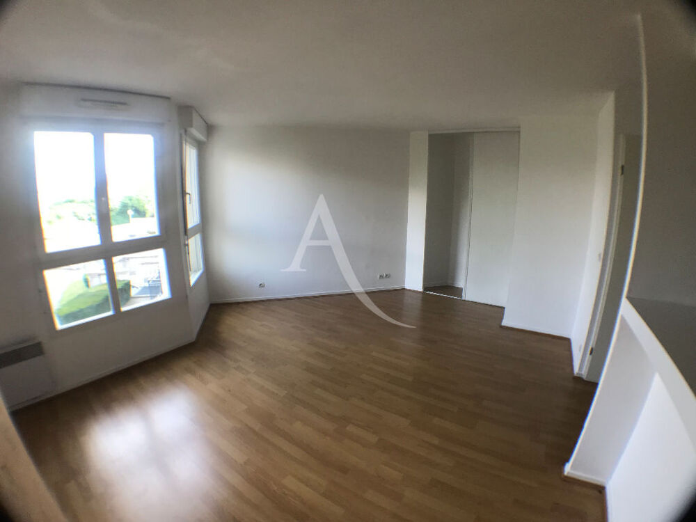 Location Appartement T2 38m² + PARKING - CERGY LE HAUT Cergy