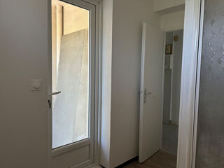  Appartement à louer 3 pièces 63 m²