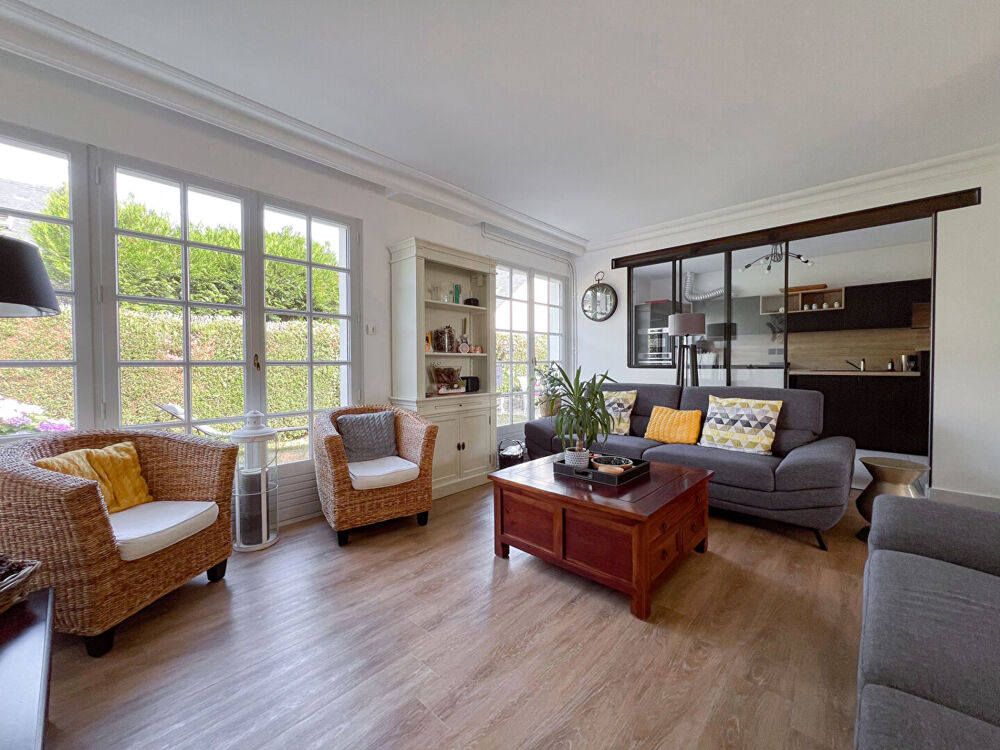 Vente Maison ANGERS  HUTREAU | Maison familiale avec vie de plain-pied, jardin et garage ! Angers