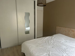  Appartement à louer 3 pièces 64 m²