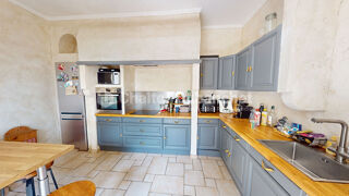  Maison � vendre 8 pi�ces 310 m�