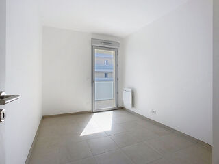  Appartement à louer 3 pièces 73 m²