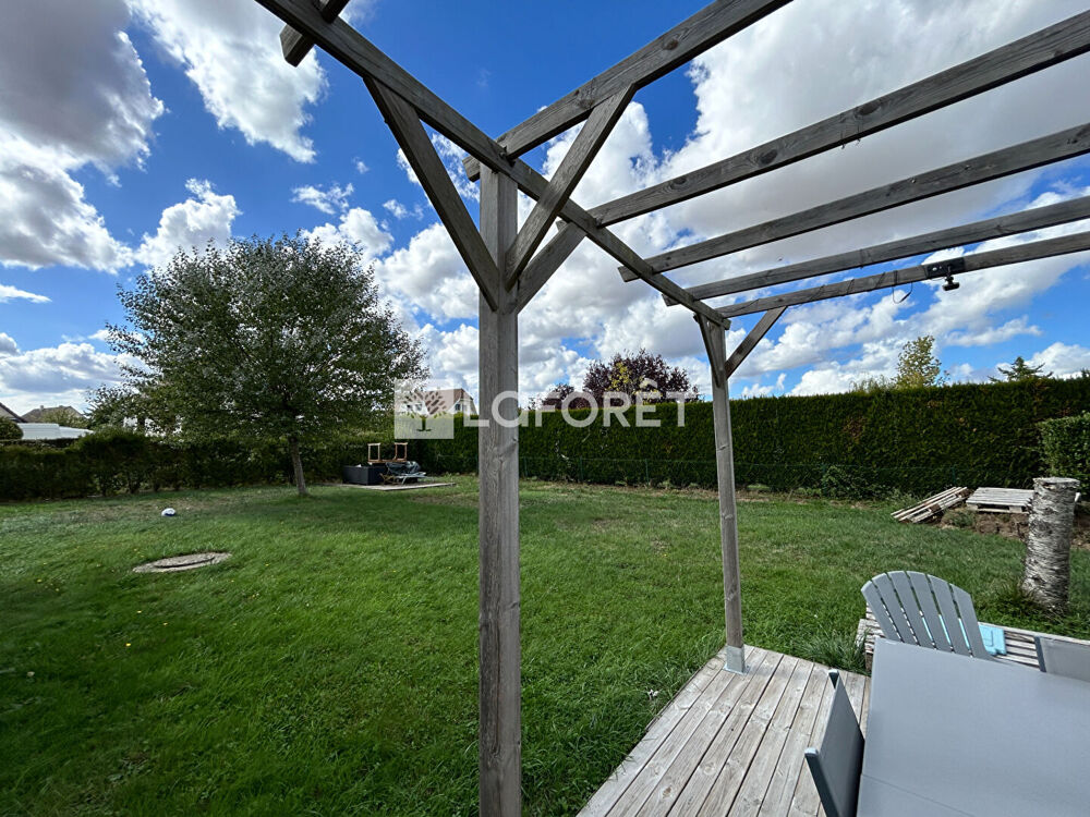 Emiéville, maison 101m²