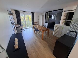  Appartement à louer 2 pièces 54 m²