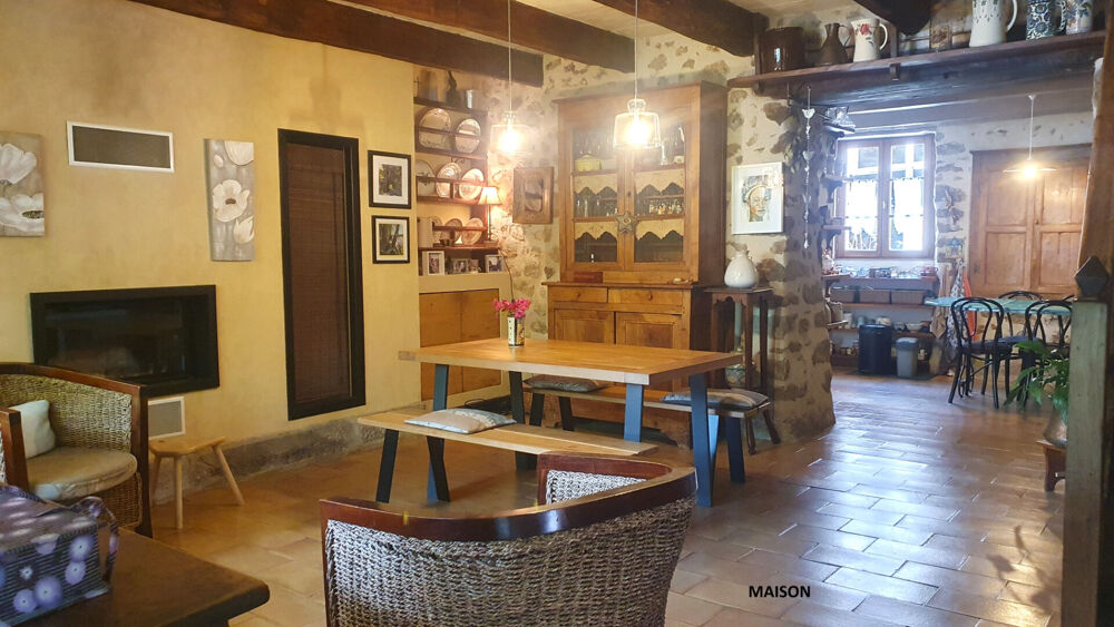 Vente Maison Ensemble de charme avec gîte. Lunac