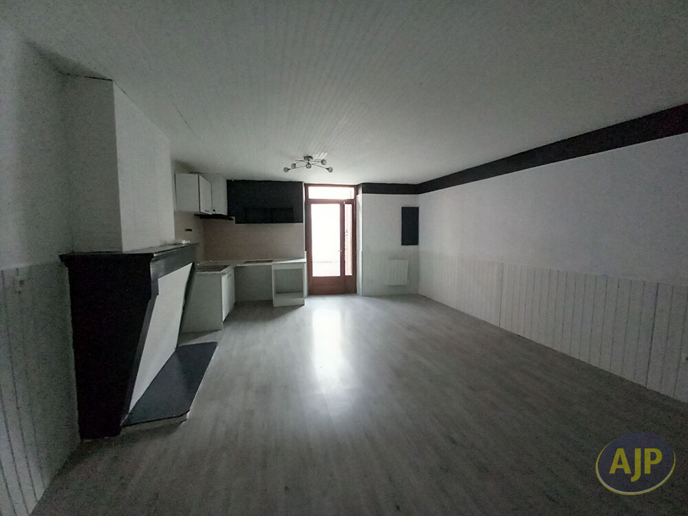 Location Appartement Appartement T3 de 94.68m² à St Germain d'Esteuil Saint germain d esteuil