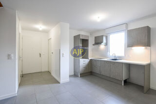  Maison � vendre 4 pi�ces 83 m�