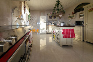  Maison  vendre 6 pices 240 m