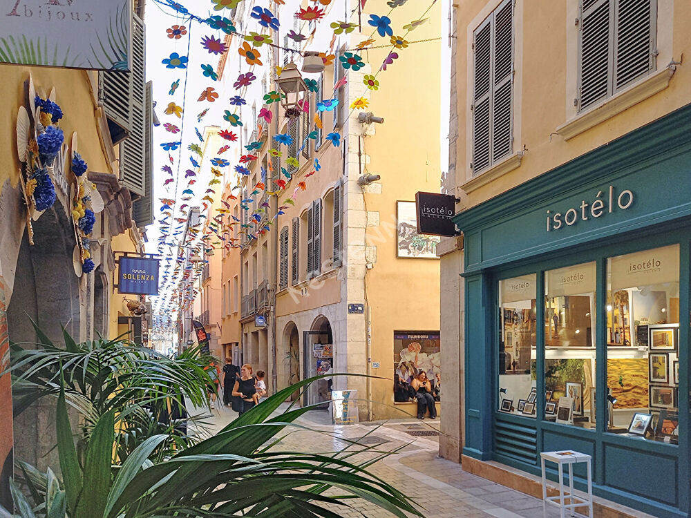 Vente Appartement Appartement 2 pièces 50 m2 - Toulon centre historique rue Sémard Toulon
