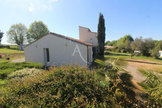  Maison  vendre 7 pices 212 m