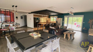  Maison à vendre 7 pièces 185 m²