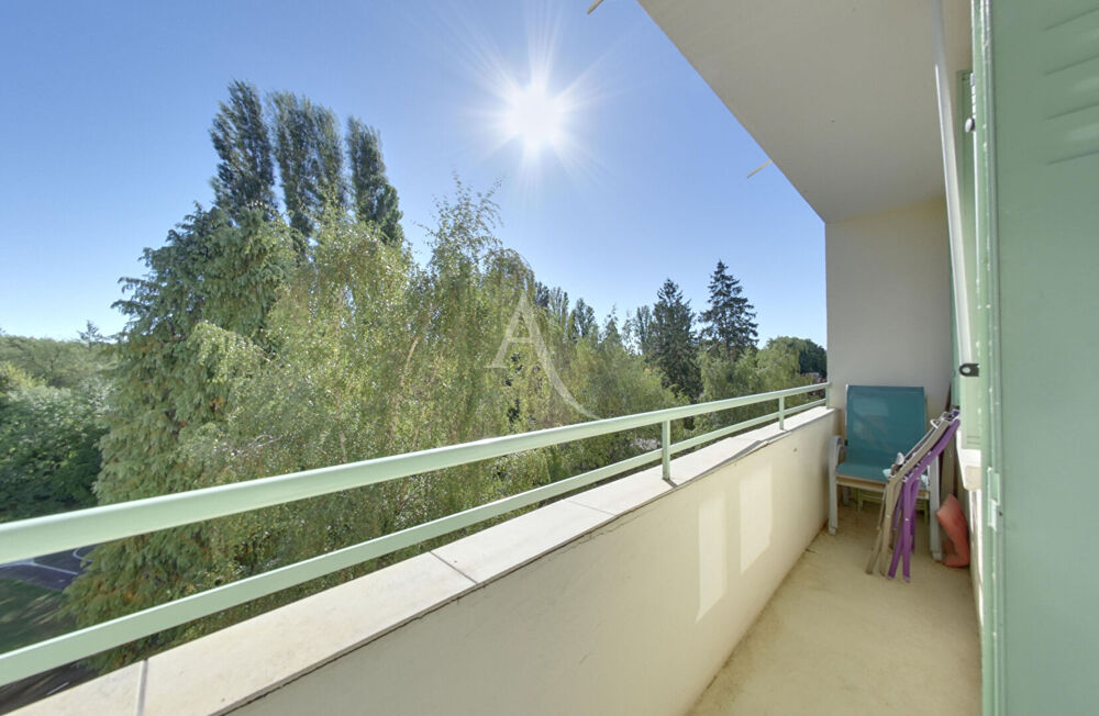 Ascenseur, Balcon et Verdure