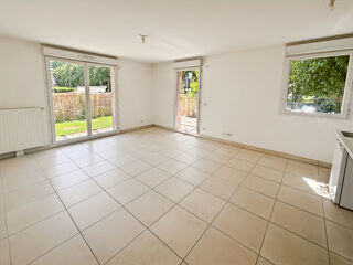  Appartement à louer 2 pièces 45 m²