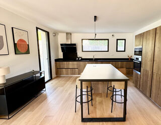  Maison à louer 5 pièces 163 m²