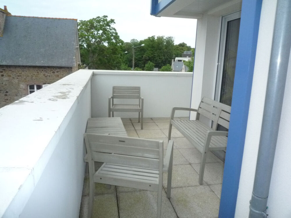 SAINT MALO A LOUER APPARTEMENT T4 MEUBLE EN DUPLEX TERRASSE PLACE DE PARKING
