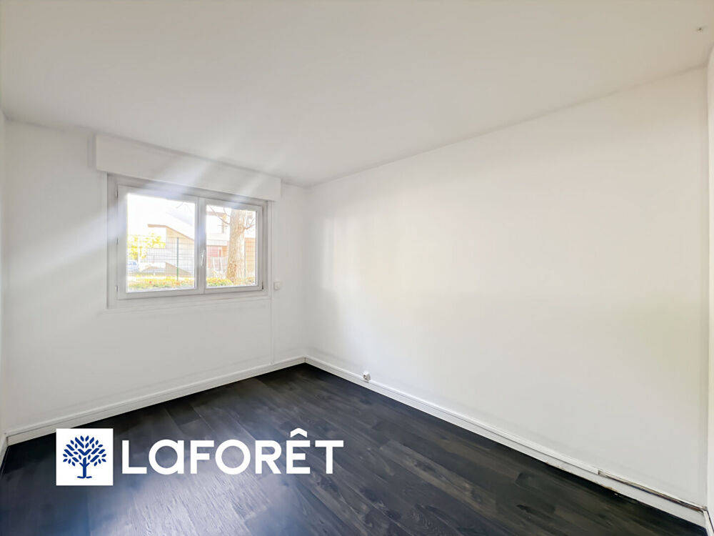 Vente Appartement Appartements 4 pièces de 66,41 m² avec cave et parking Grigny